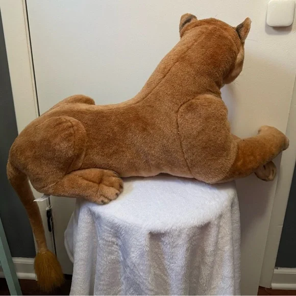 Vtg 42” Big Stuffed Animal Plush Realistic Lioness Best Made Toys Canada Nice!